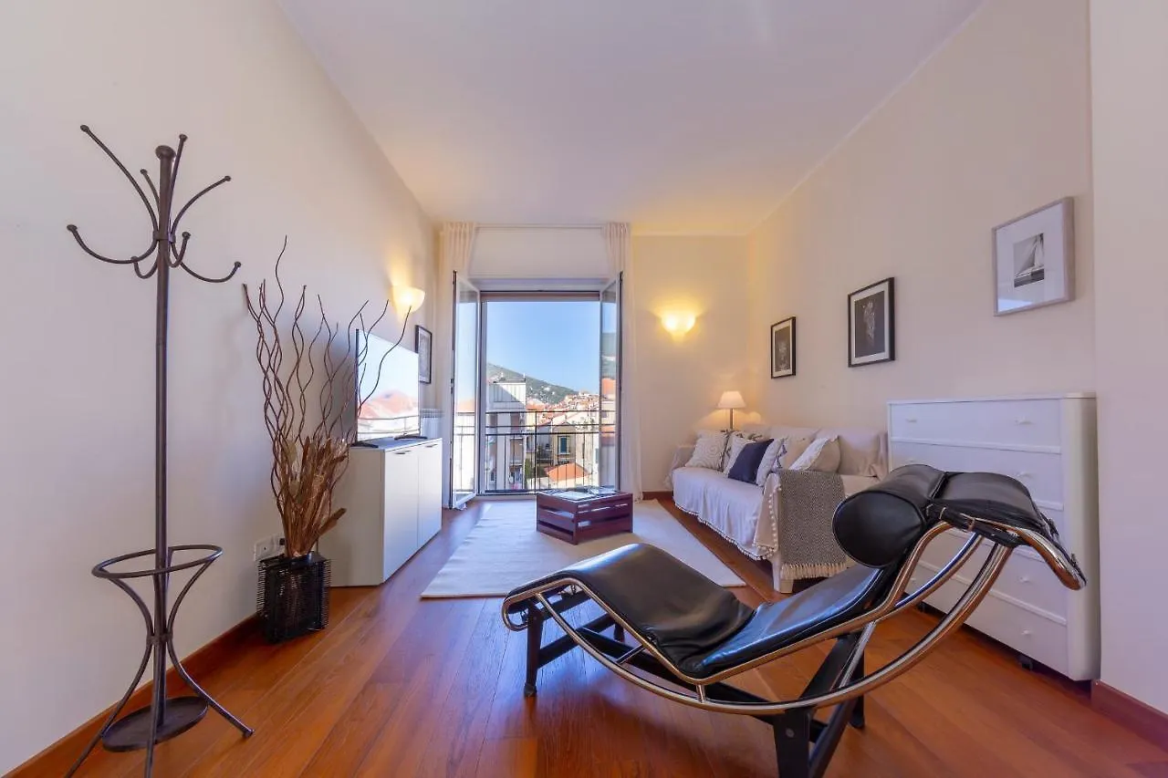 Vico Semini Apartment Alassio Italy