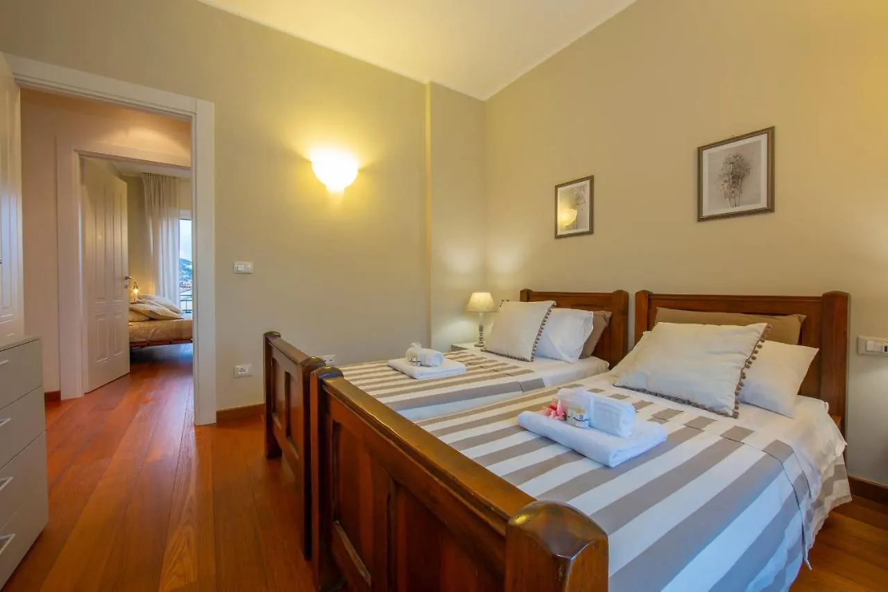 Vico Semini Apartment Alassio