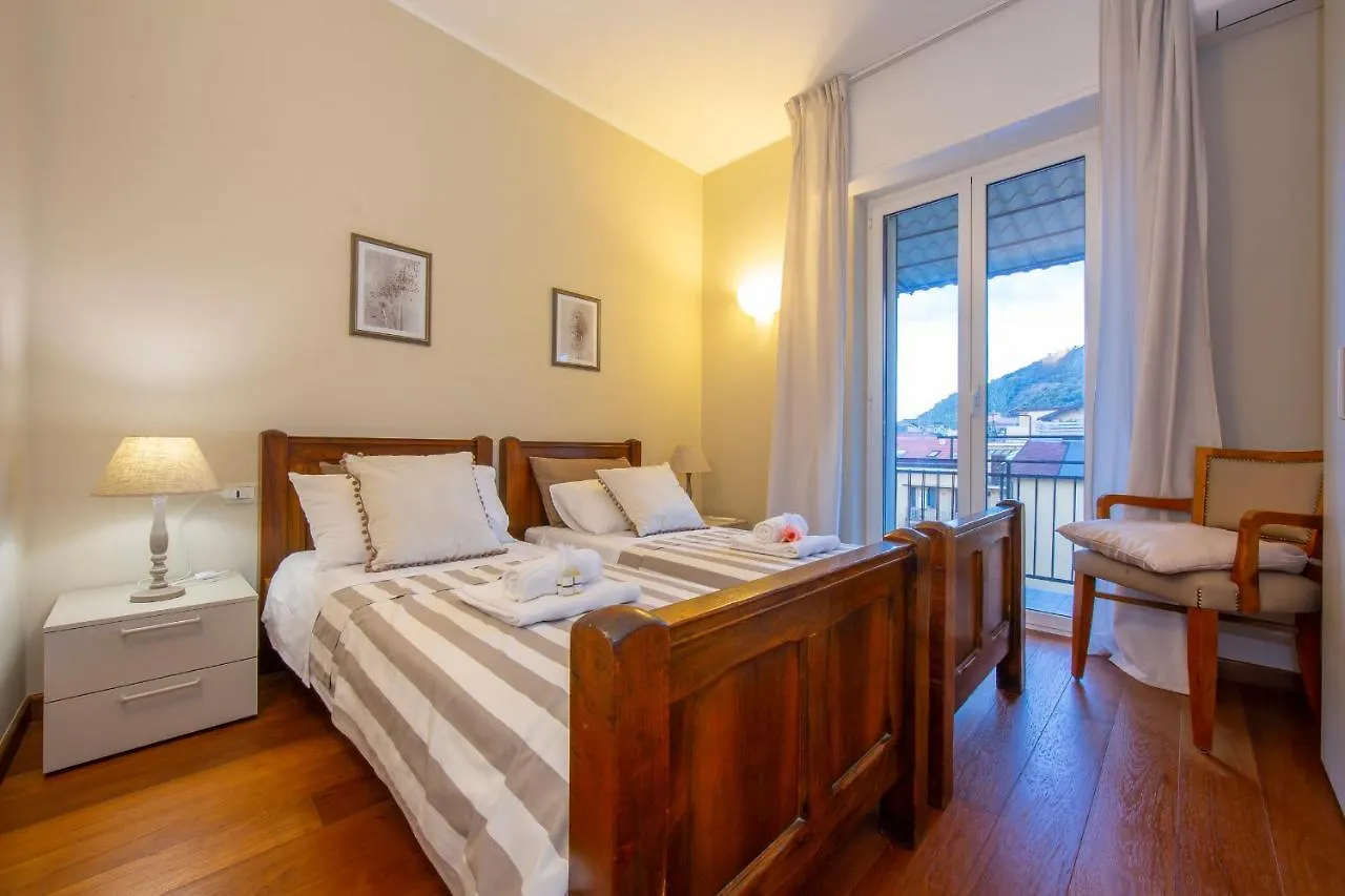 Vico Semini Apartment Alassio